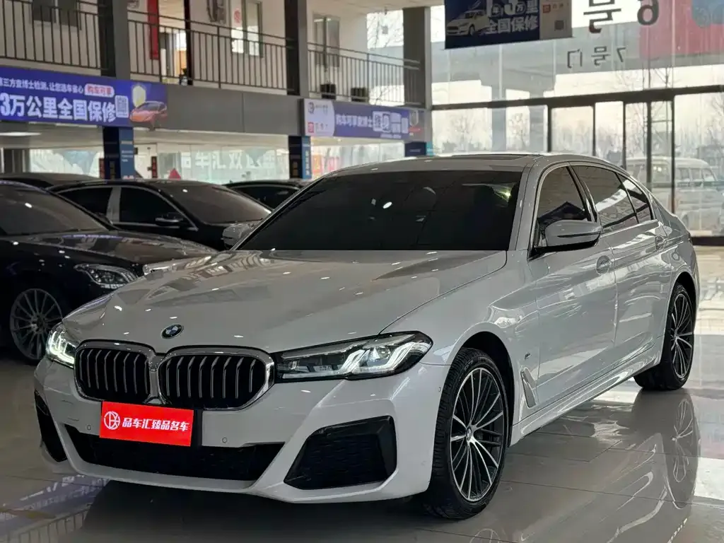 BMW 5 Series 2024 из CN, фото 1
