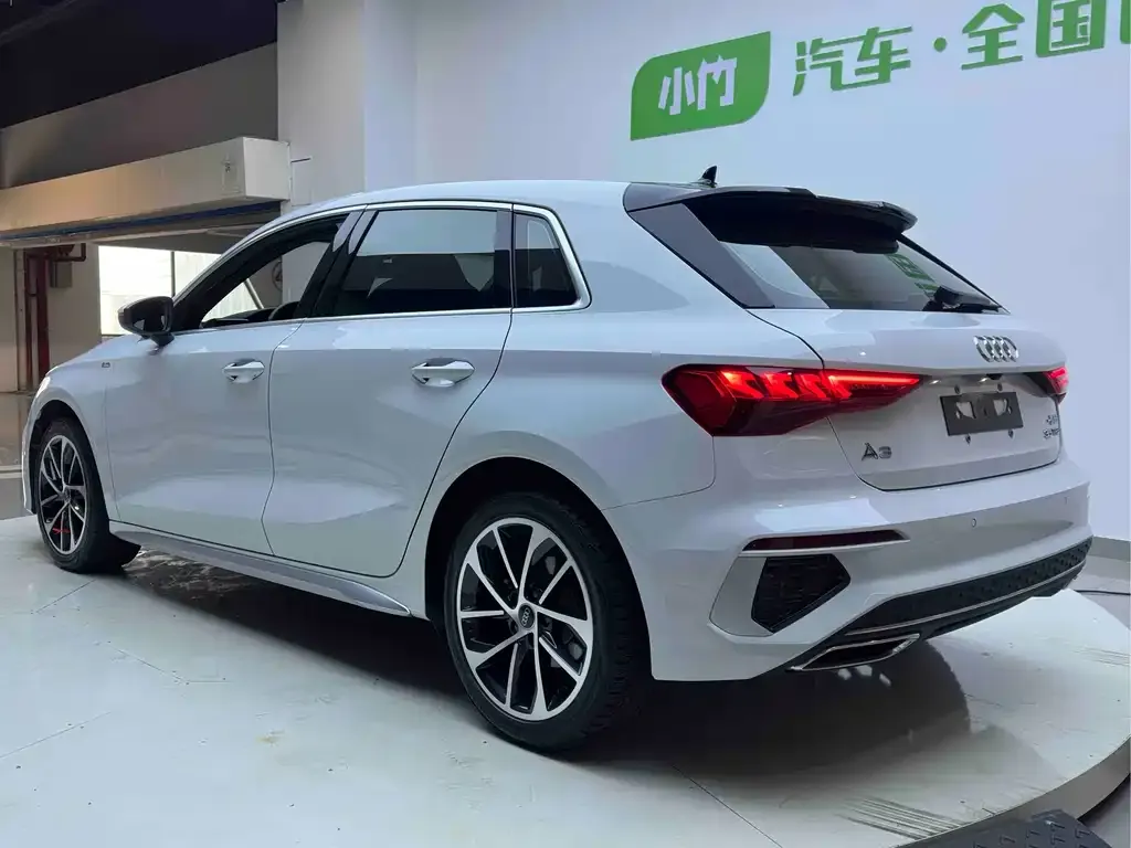 Audi A3 2023 из CN, фото 7