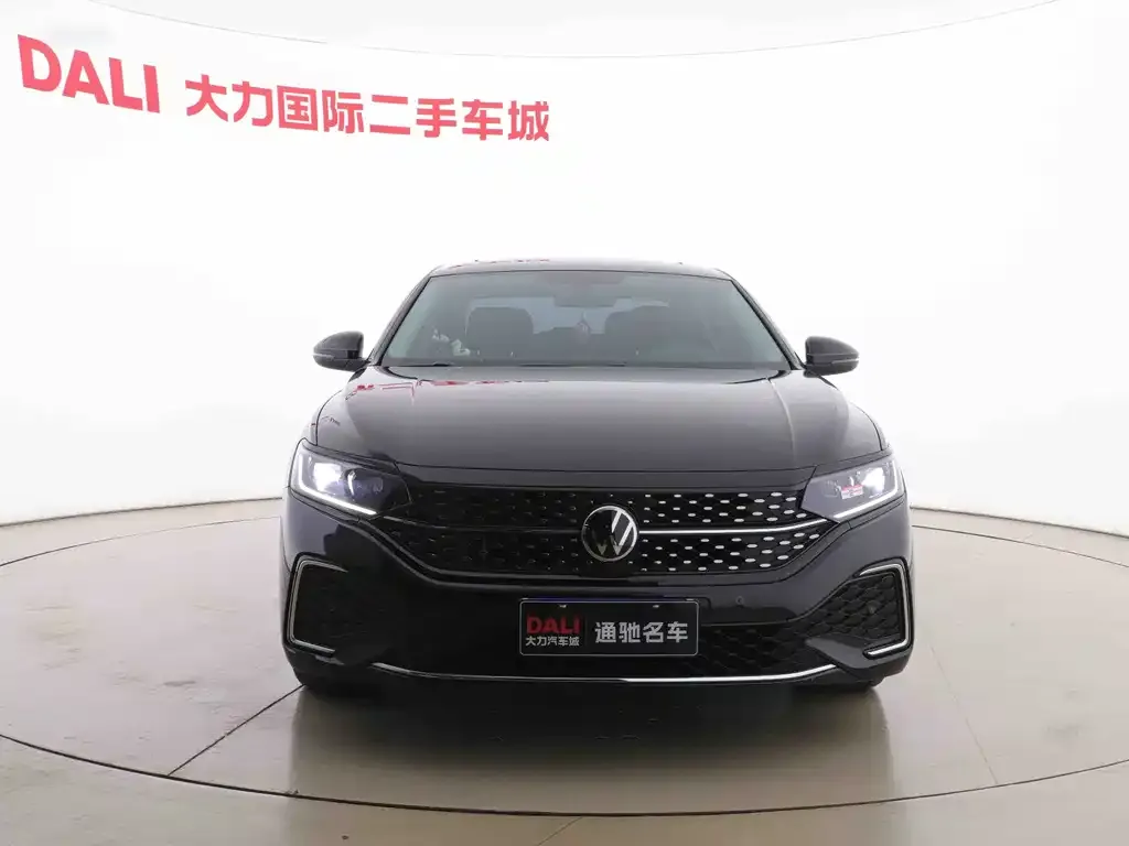 Volkswagen Passat 2024 из CN, фото 4