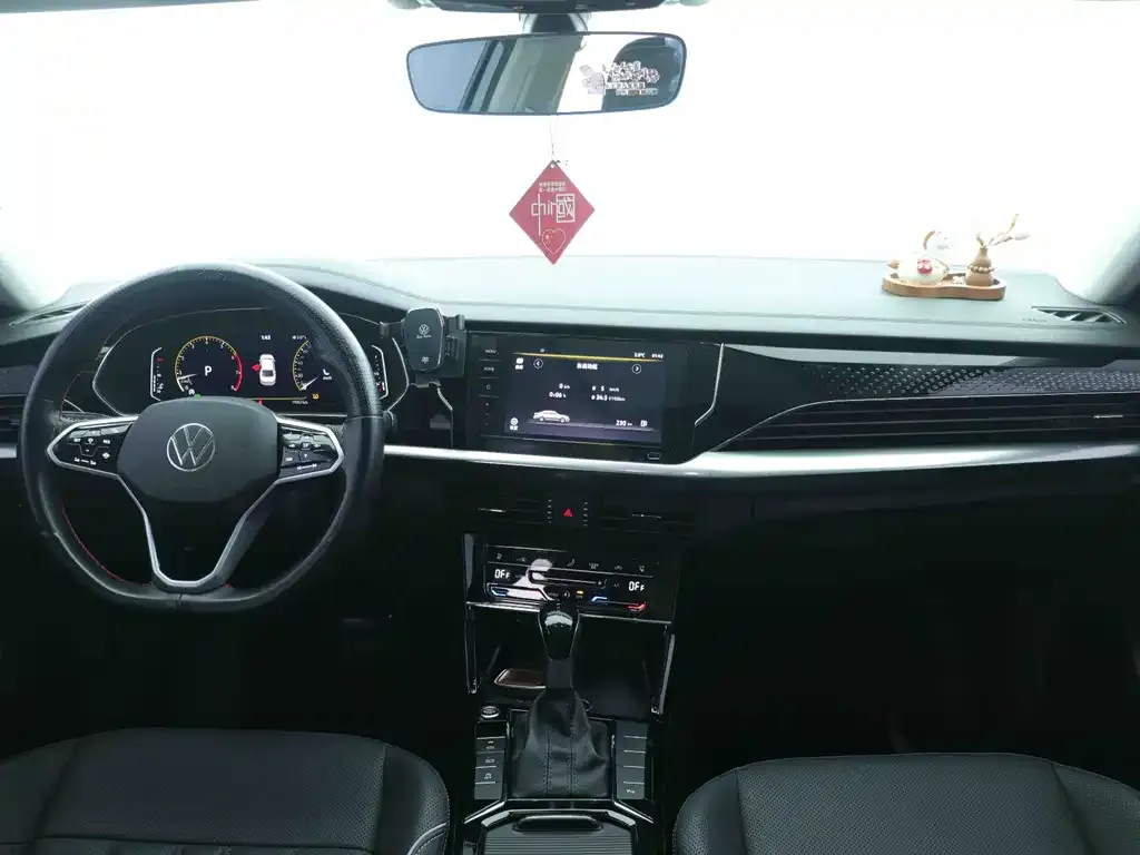 Volkswagen Passat 2024 из CN, фото 8
