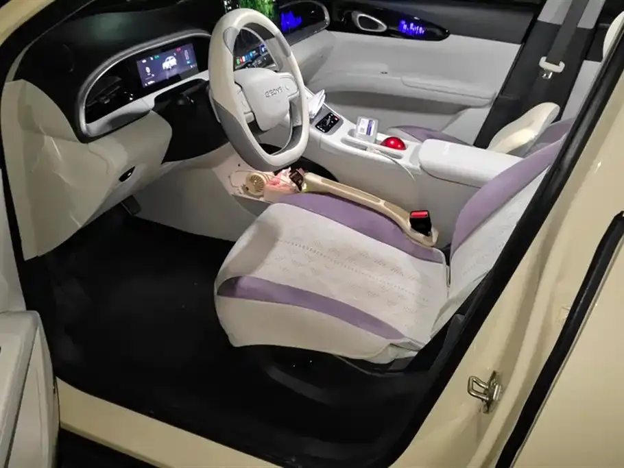 Geely Starburst — фото 9