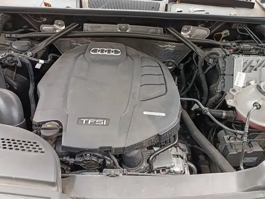 Audi Q5L 2022 из CN, фото 3