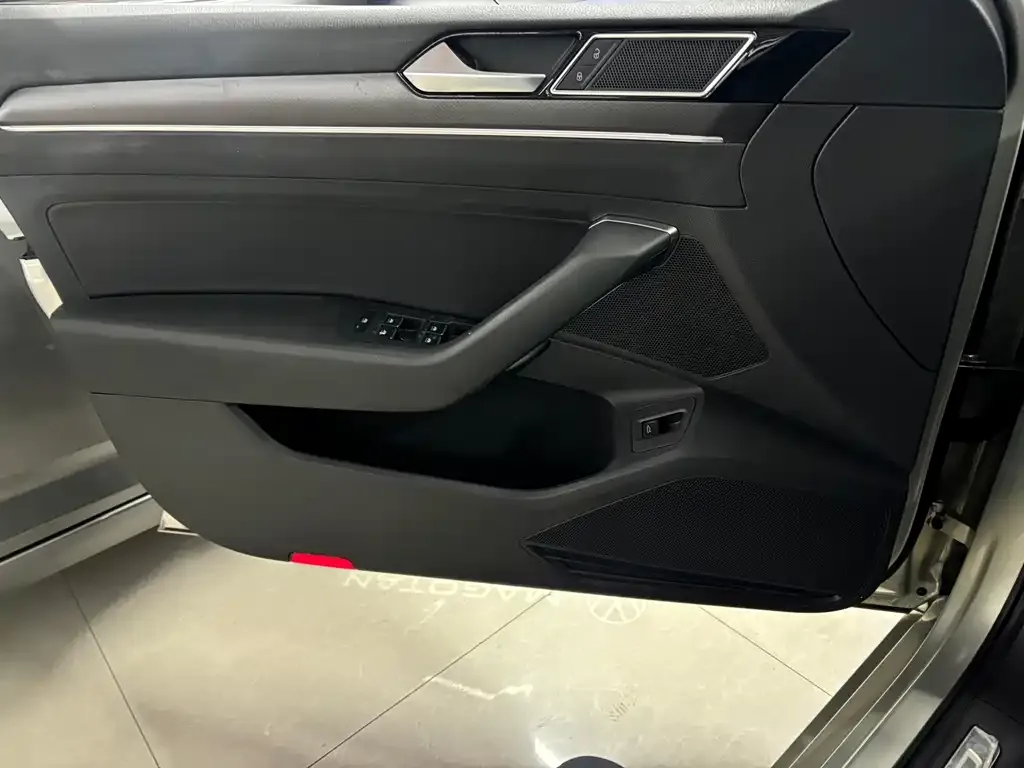 Volkswagen Magotan 2021 из CN, фото 4