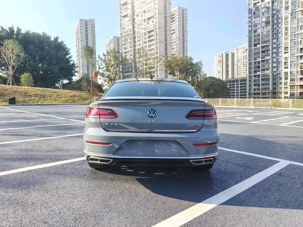 Volkswagen CC 2022 из CN, фото 4