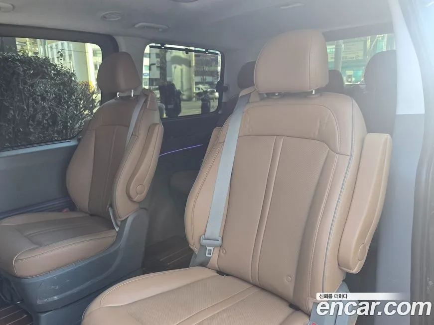 Hyundai Staria — фото 3