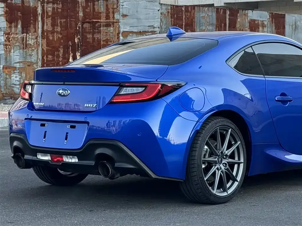 Subaru BRZ 2022 из CN, фото 9