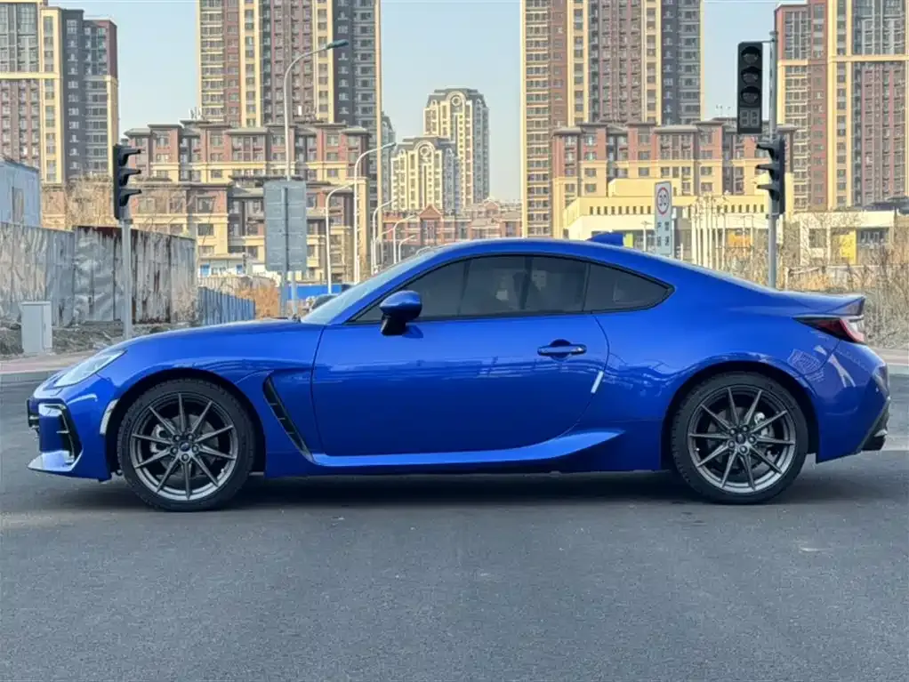 Subaru BRZ 2022 из CN, фото 7