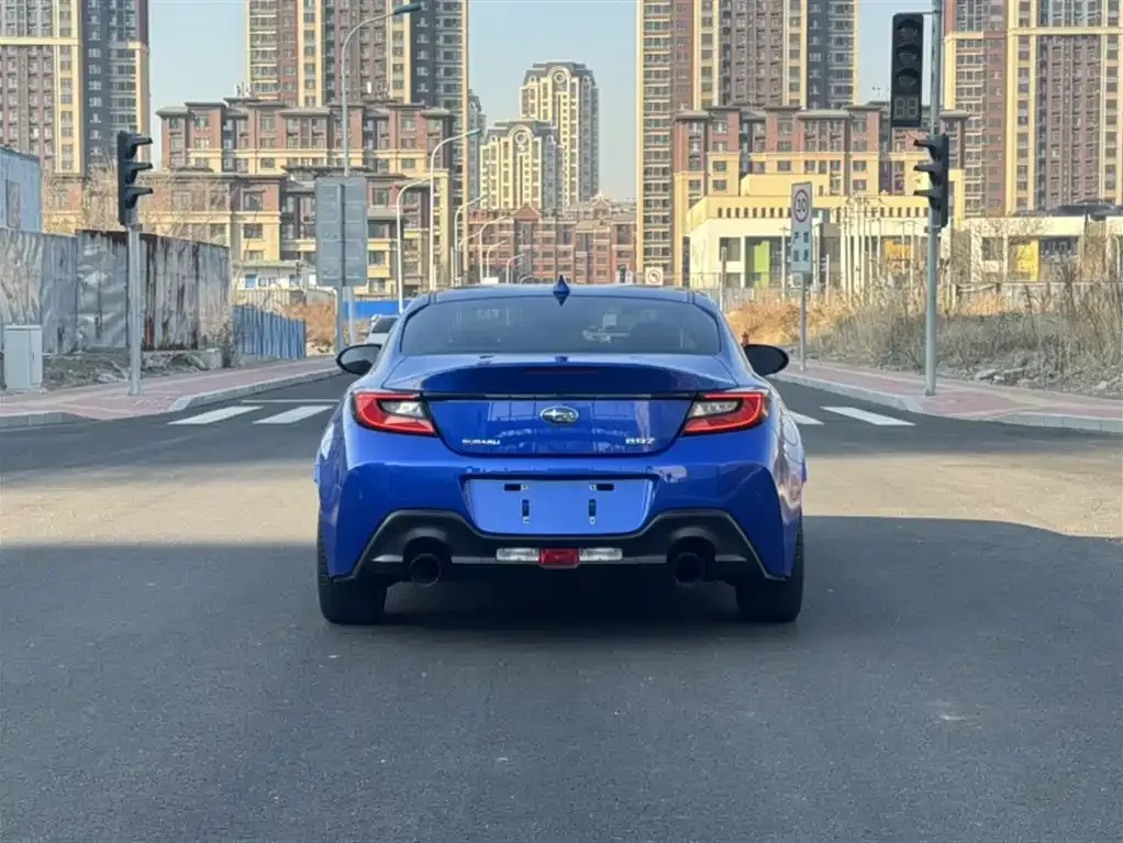 Subaru BRZ 2022 из CN, фото 4