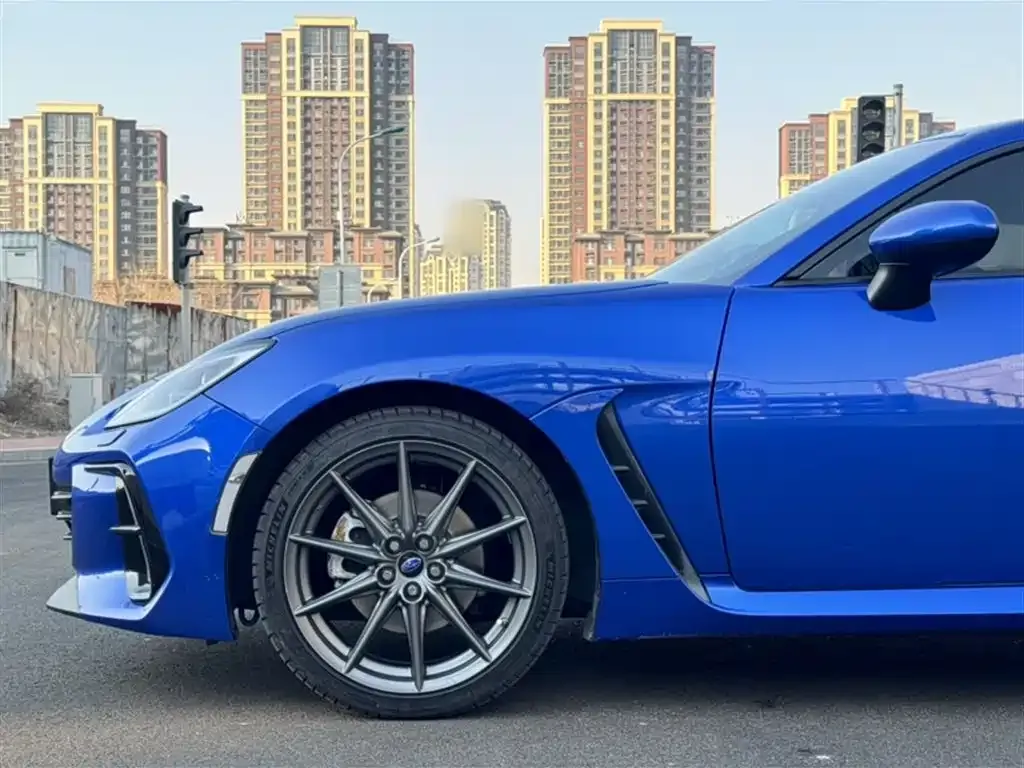 Subaru BRZ 2022 из CN, фото 6