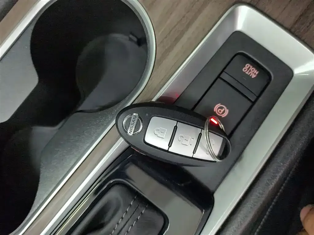 Nissan Teana 2023 из CN, фото 9