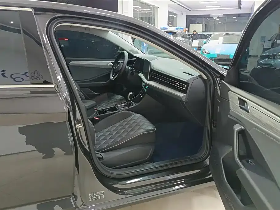 Volkswagen Sagitar 2024 из CN, фото 10