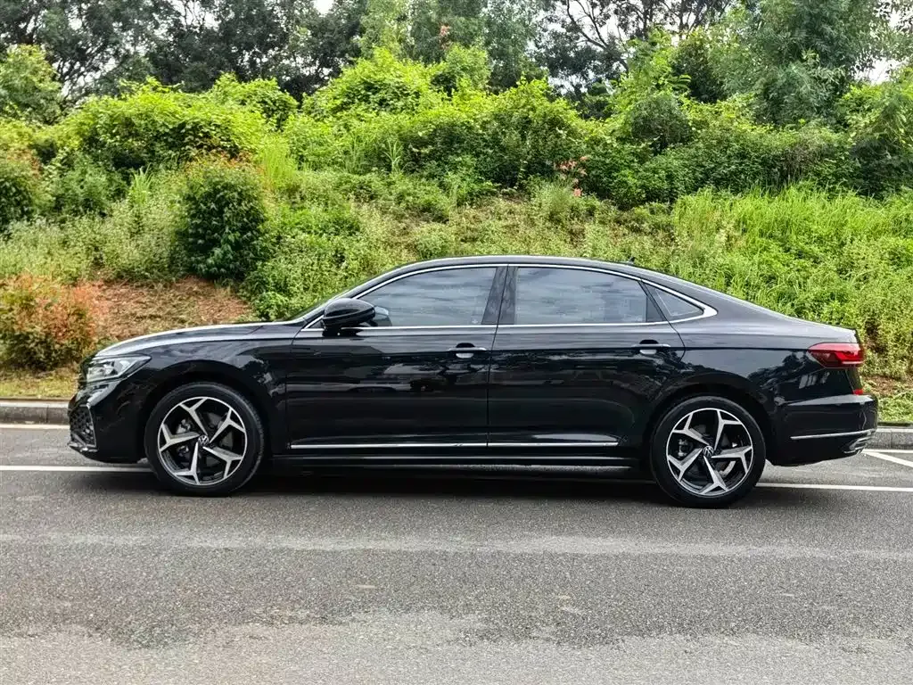 Volkswagen Passat — фото 2