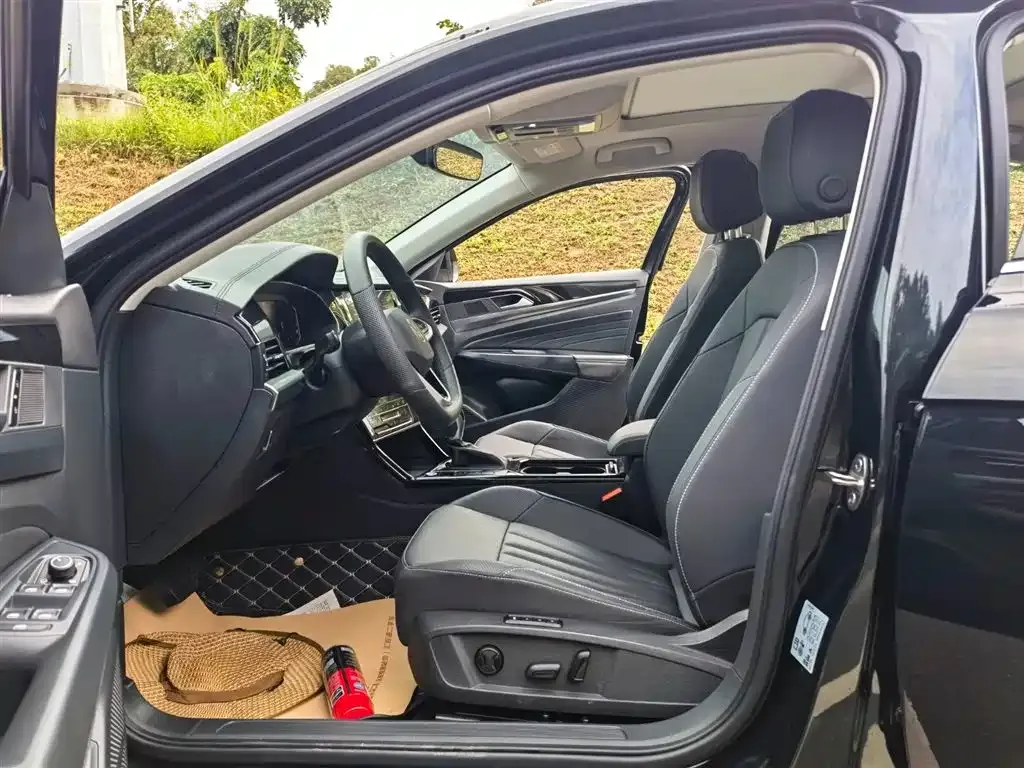 Volkswagen Passat — фото 5