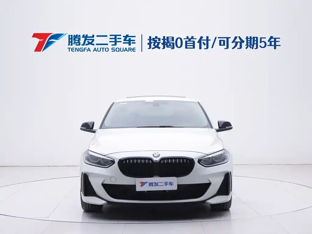 BMW 1 Series 2023 из CN, фото 3