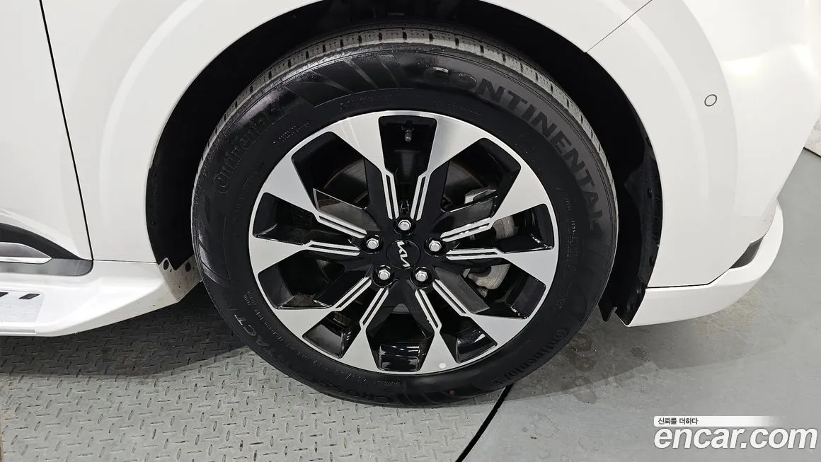 Kia Carnival 2023 из KR, фото 5