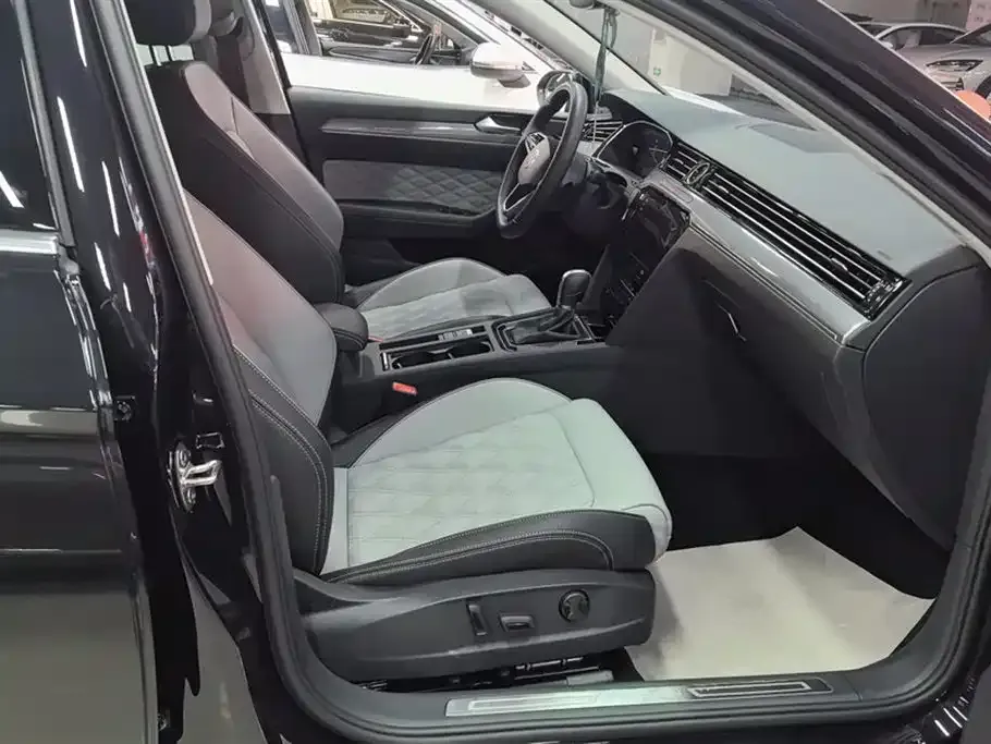 Volkswagen Magotan 2024 из CN, фото 8