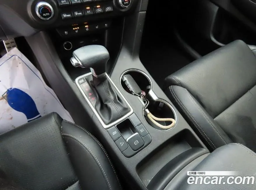 Kia Sportage — фото 10