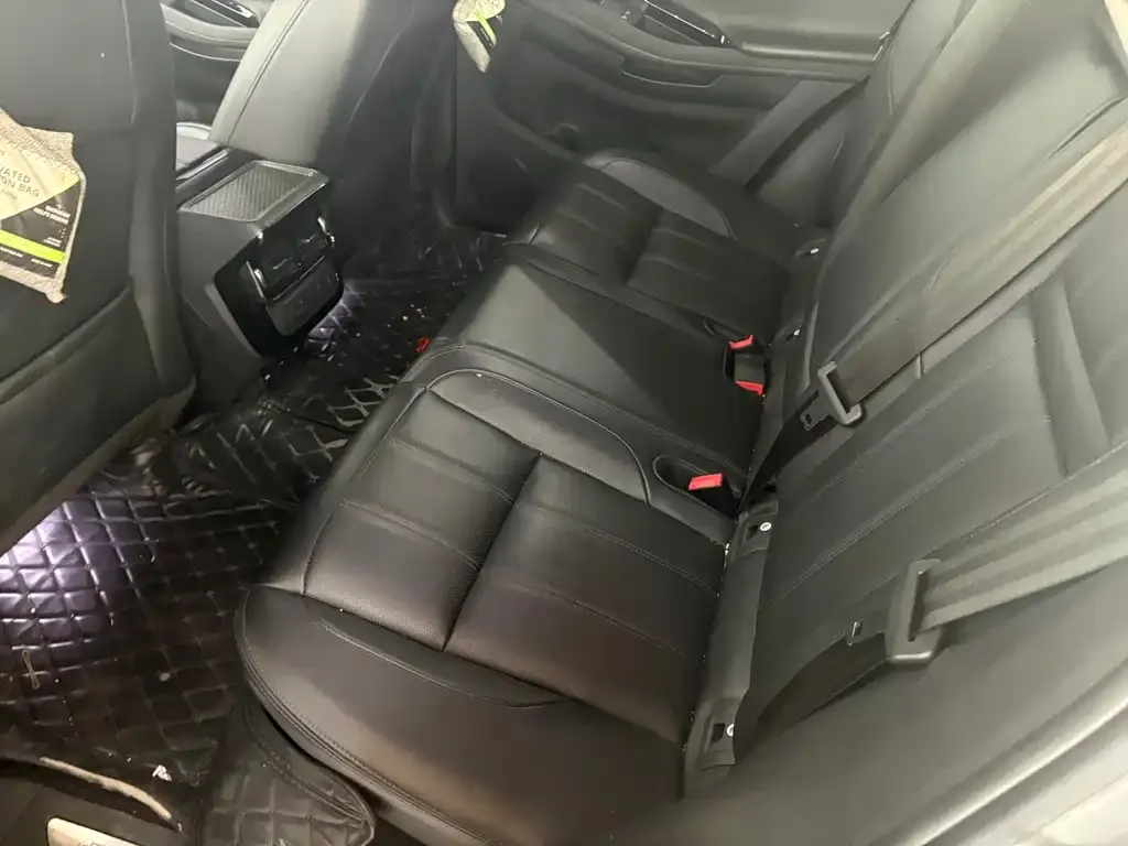 Land Rover Evoque — фото 2