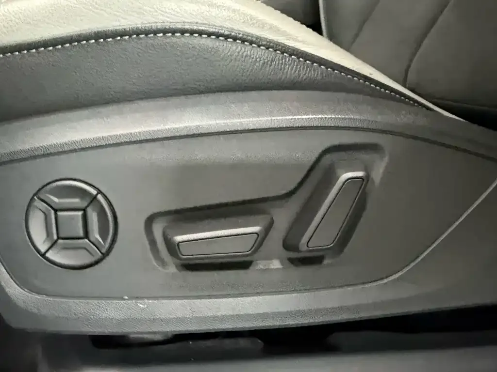 Audi Q3 2021 из CN, фото 7
