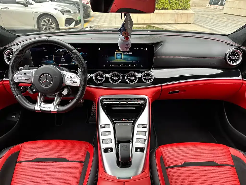Mercedes-Benz AMG GT — фото 7