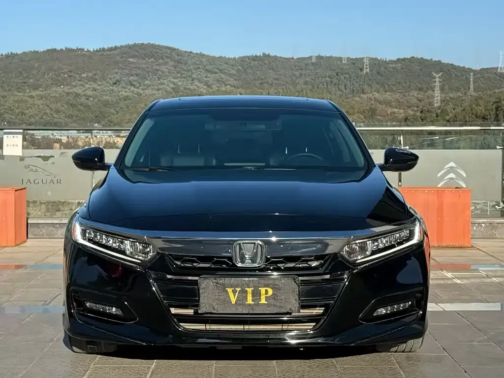 Honda Accord — фото 2