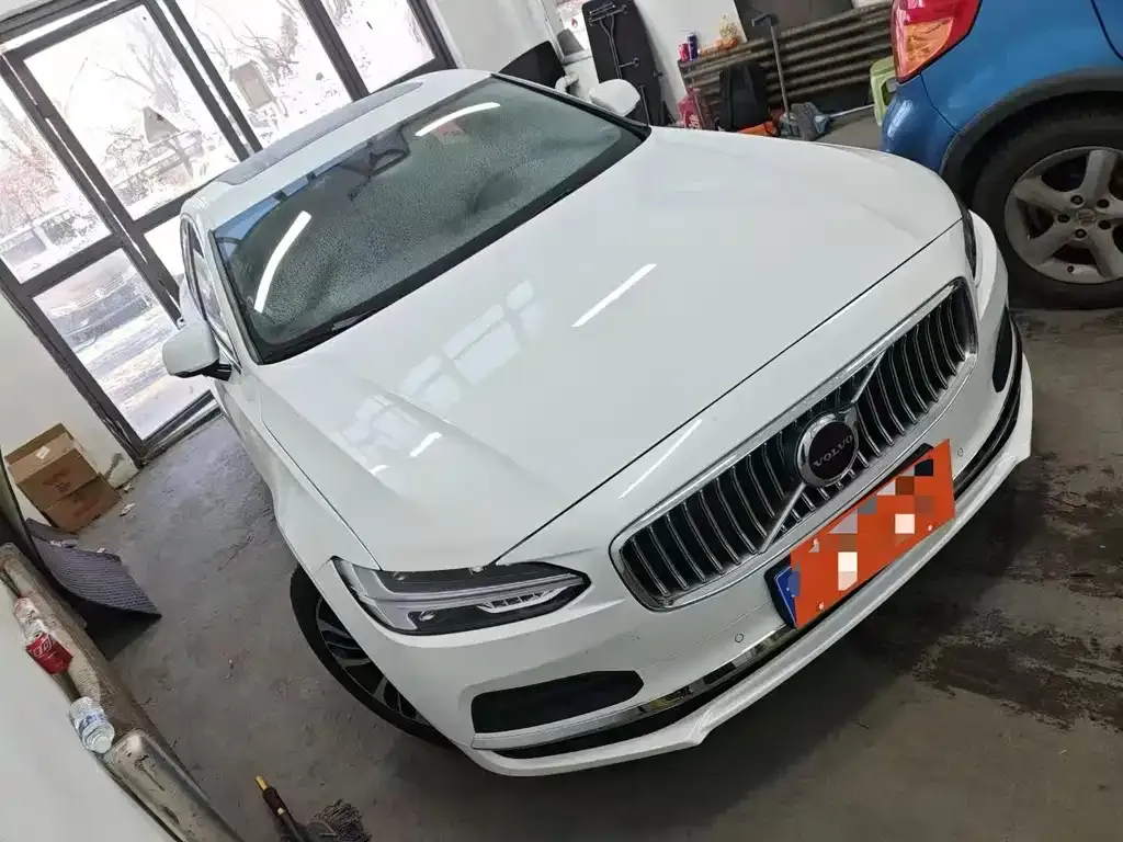Volvo S90 2023 из CN, фото 6