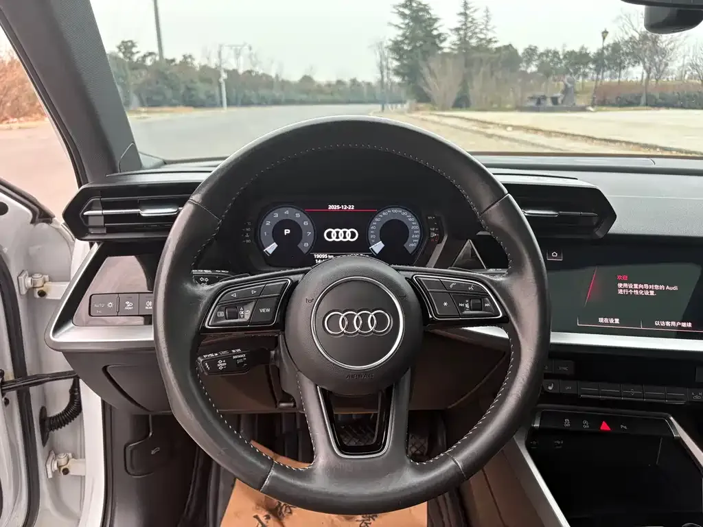 Audi A3 — фото 2