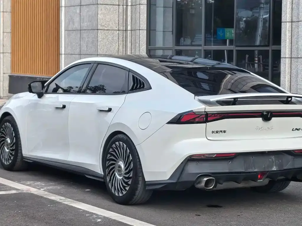 Changan UNI-V 2022 из CN, фото 5