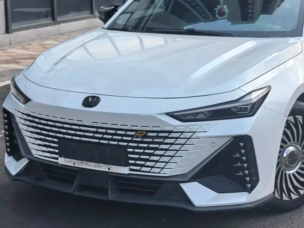 Changan UNI-V 2022 из CN, фото 3