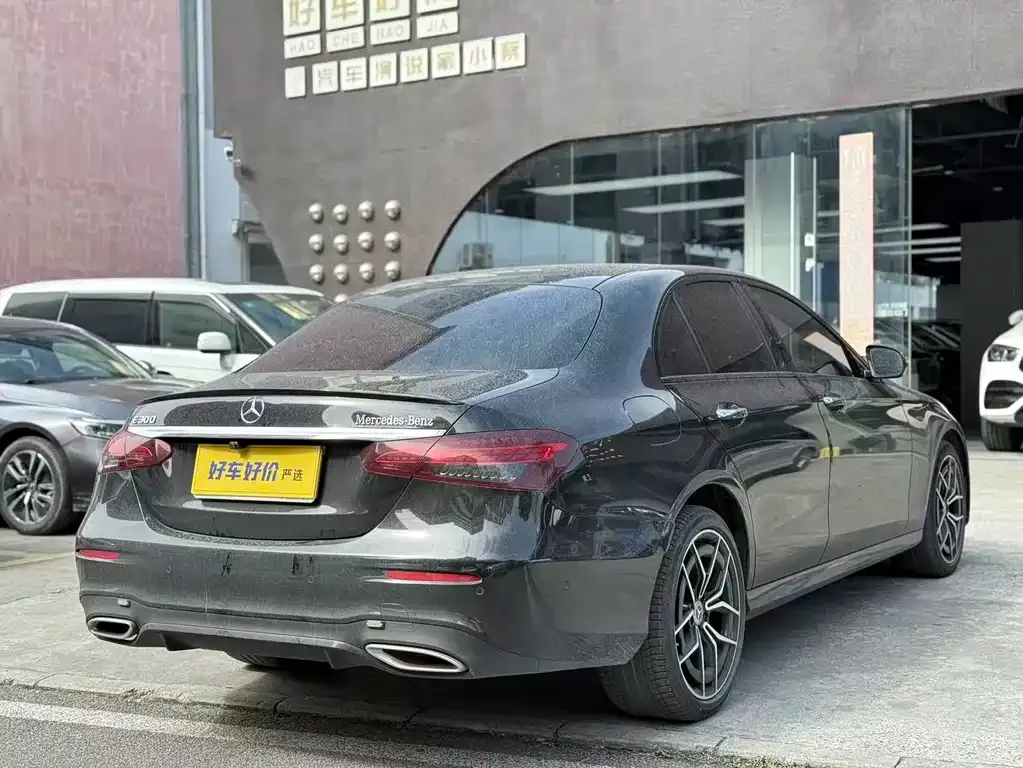 Mercedes-Benz E-Class (Import) — фото 4