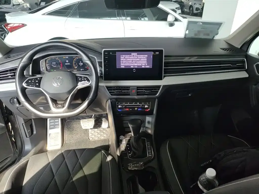 Volkswagen Tiguan L 2023 из CN, фото 2