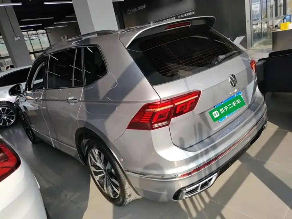 Volkswagen Tiguan L 2023 из CN, фото 3