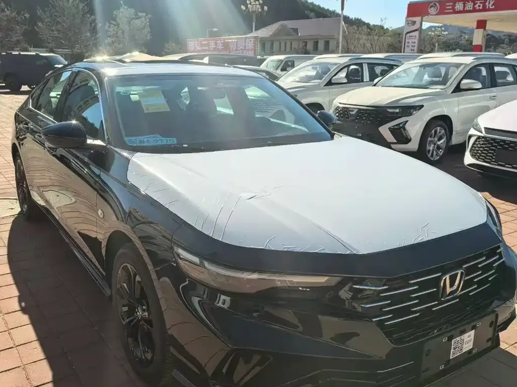 Honda Accord — фото 6
