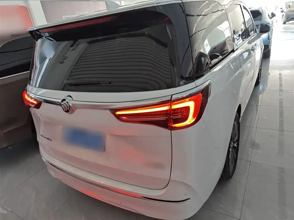 Buick GL8 2022 из CN, фото 6