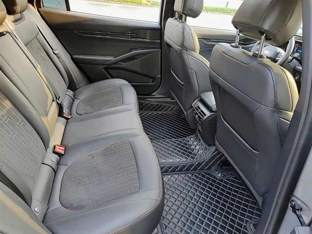 Ford Mondeo 2024 из CN, фото 10