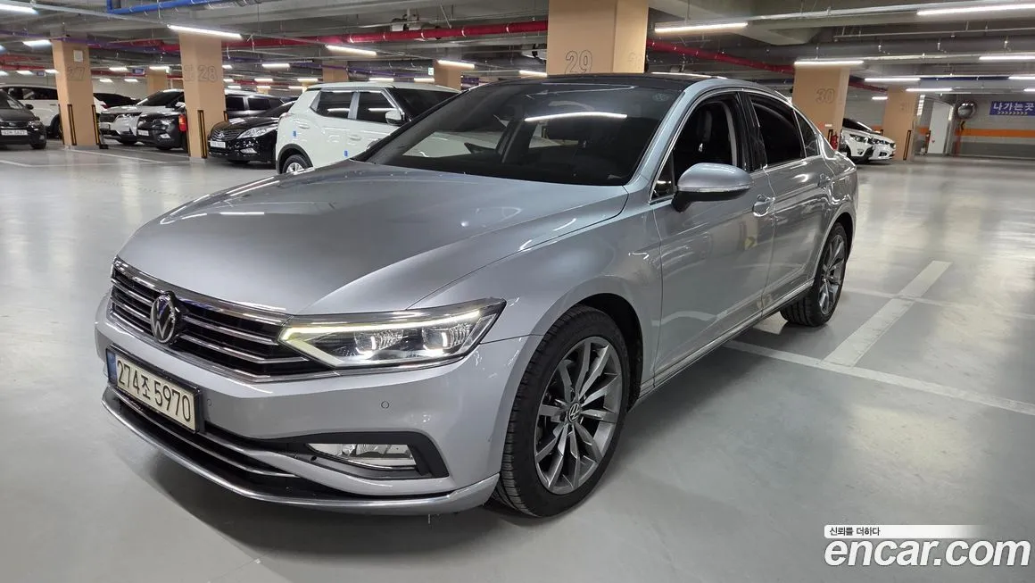 Volkswagen Passat — фото 1