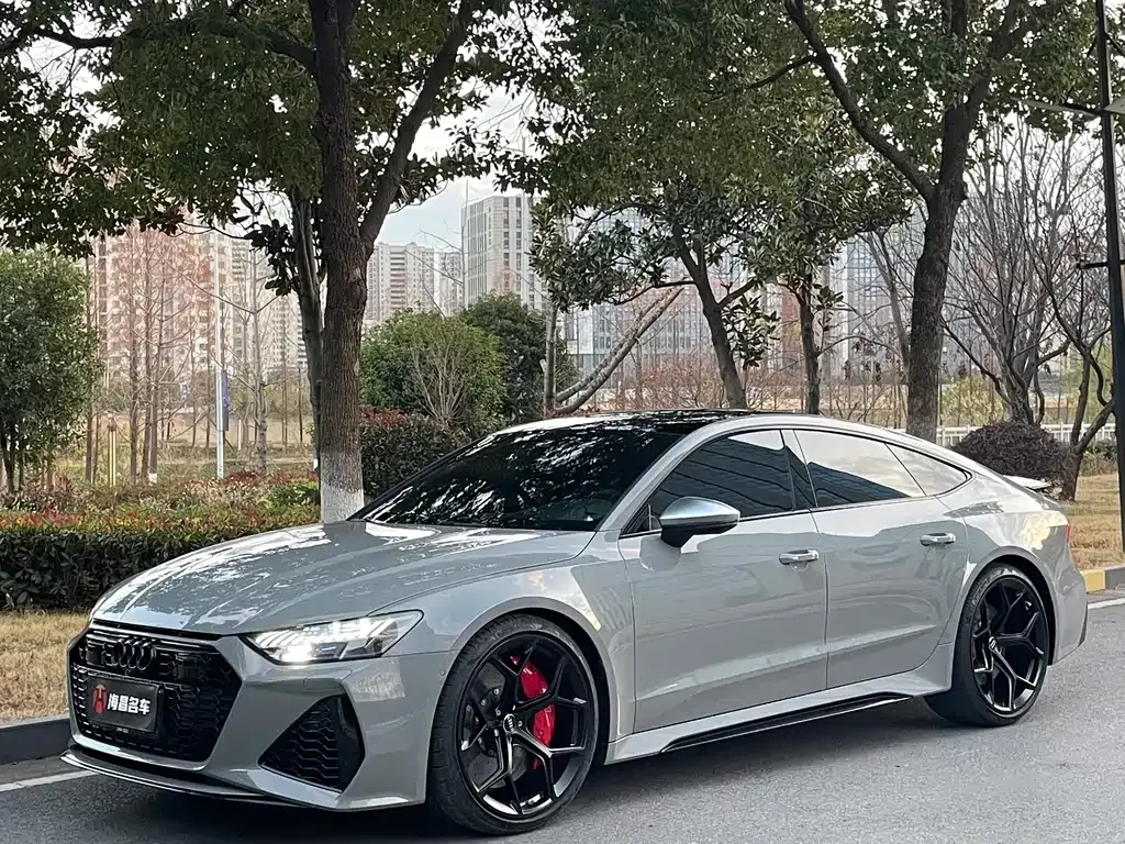 Audi RS 7 2021 из CN, фото 9