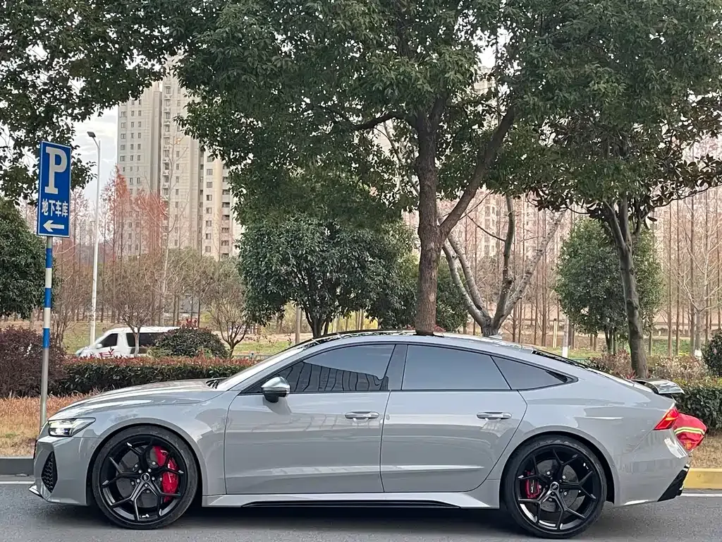 Audi RS 7 2021 из CN, фото 10
