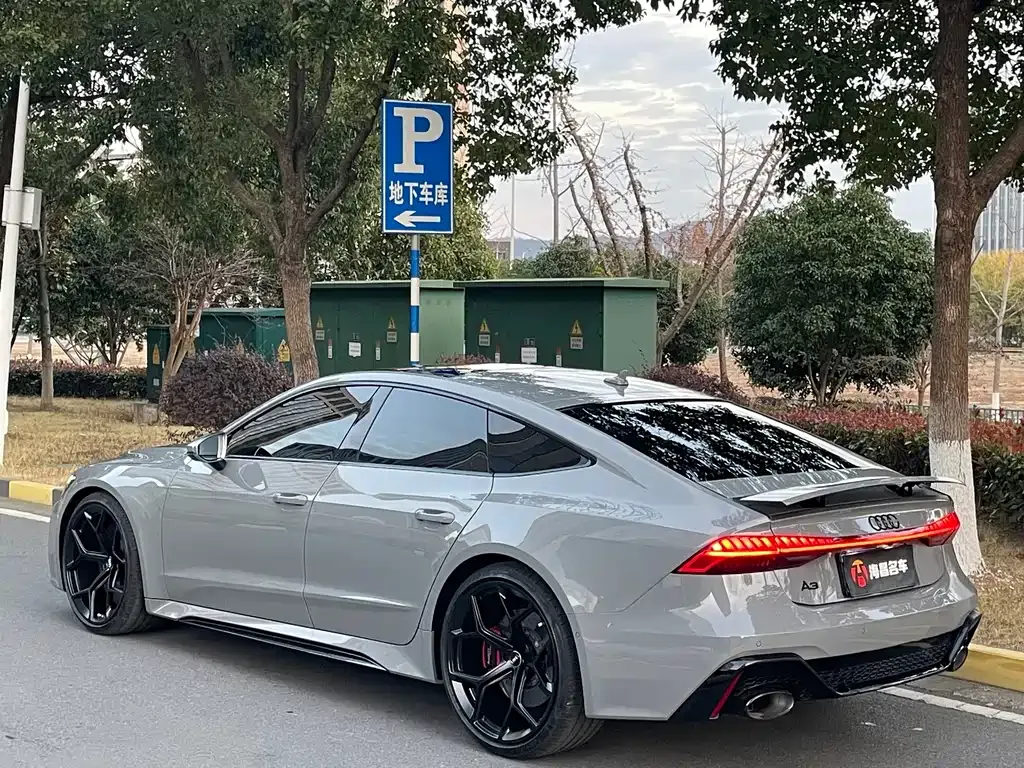 Audi RS 7 2021 из CN, фото 5