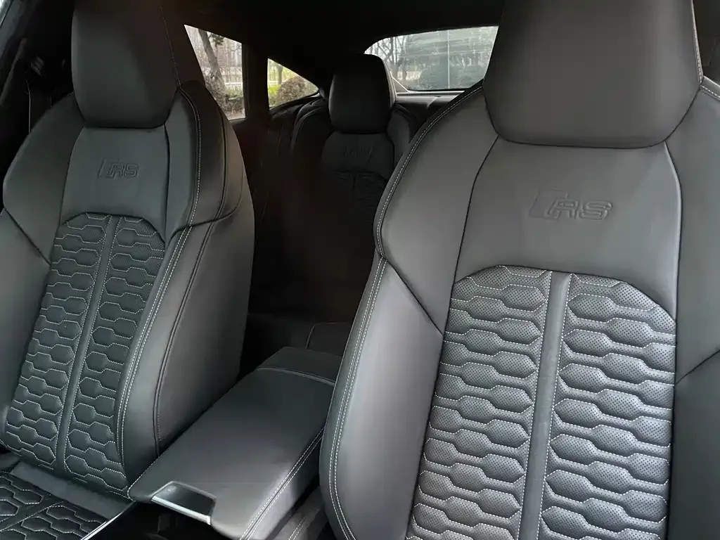Audi RS 7 2021 из CN, фото 4