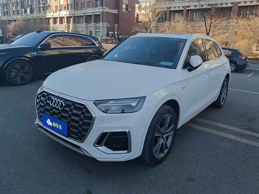 Audi Q5L 2021 из CN, фото 1