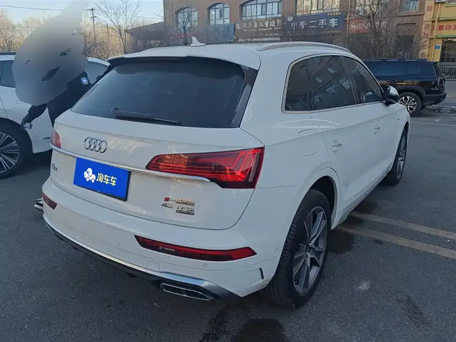 Audi Q5L 2021 из CN, фото 2