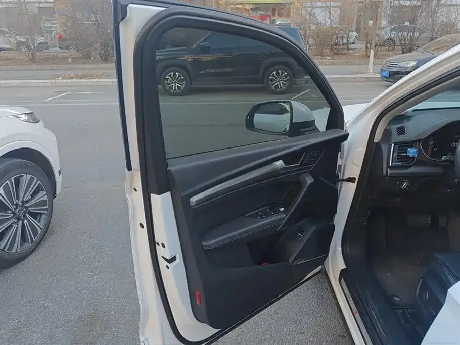 Audi Q5L 2021 из CN, фото 10