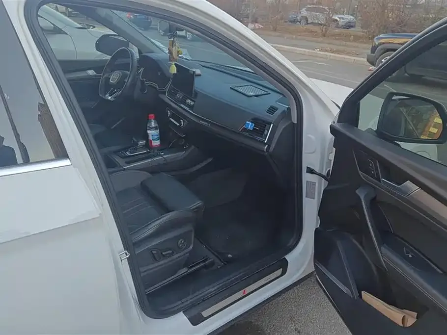 Audi Q5L 2021 из CN, фото 8