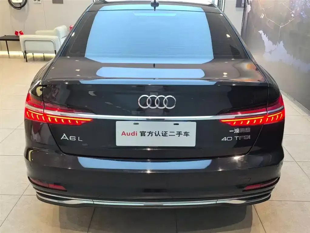 Audi A6L 2023 из CN, фото 8