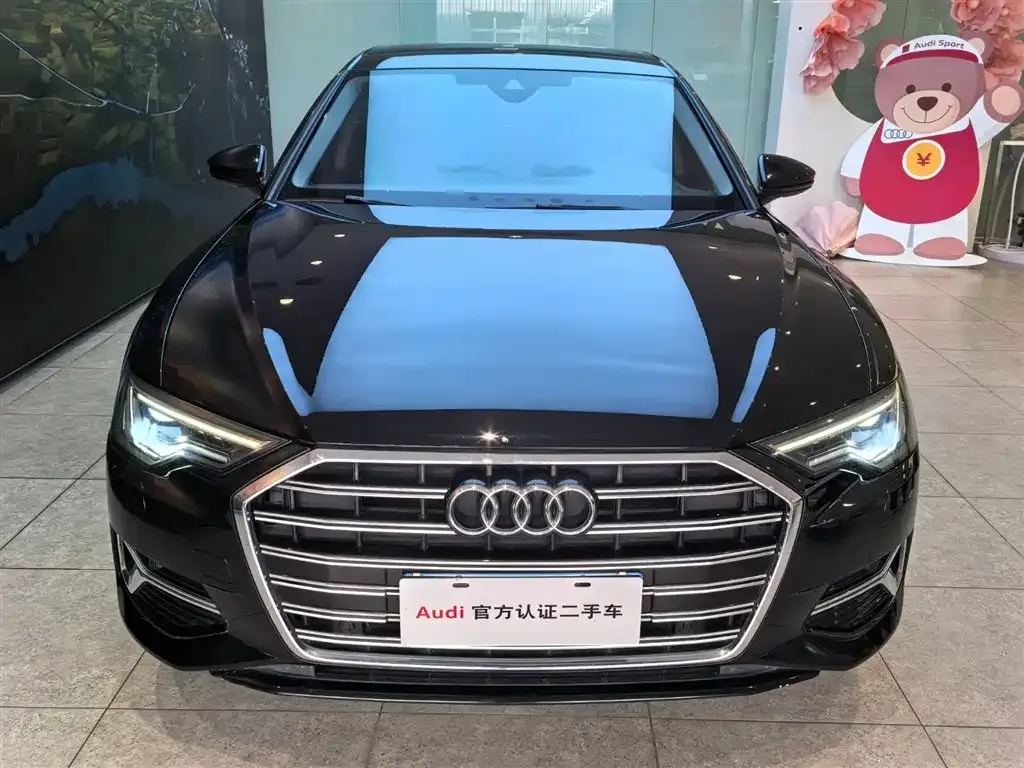 Audi A6L 2023 из CN, фото 4