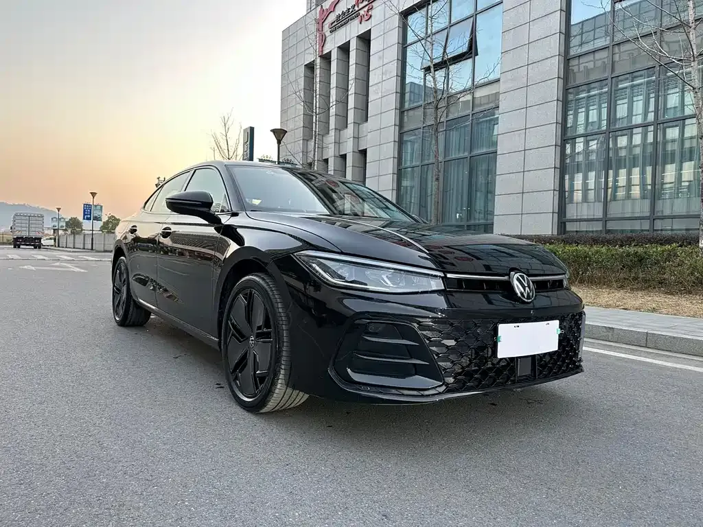 Volkswagen Passat 2025 из CN, фото 10
