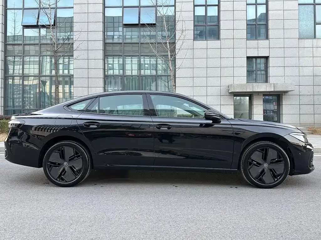 Volkswagen Passat 2025 из CN, фото 9