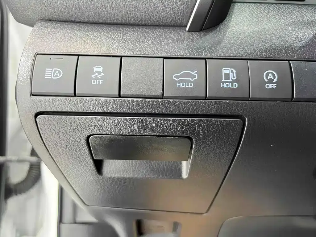 Toyota Camry 2022 из CN, фото 9