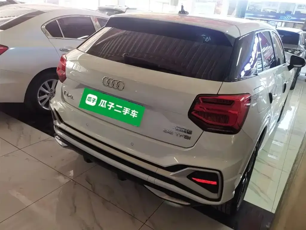 Audi Q2L 2023 из CN, фото 7